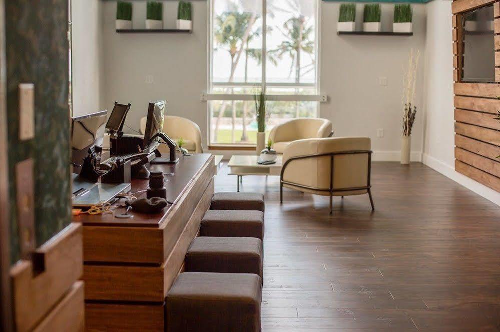 Miami Party Hostel Майами-Бич Экстерьер фото